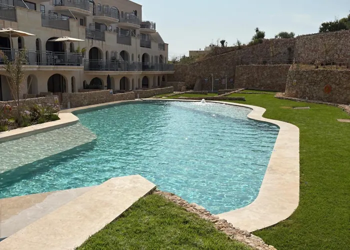 Lejlighed Luxury 3 Bed With Large Outdoor Pools And Gardens Qala