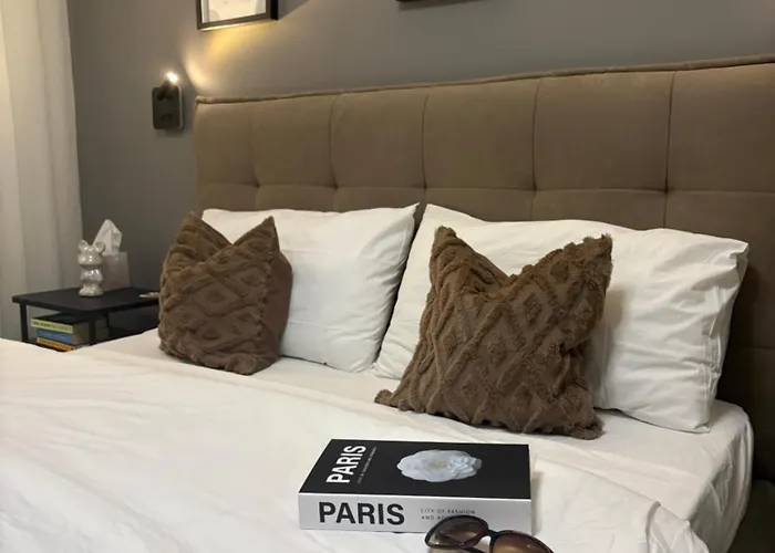 Luxury 3 Bed With Large Outdoor Pools And Gardens Qala