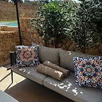 アパート Luxury 3 Bed With Large Outdoor Pools And Gardens