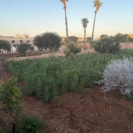 Luxury 3 Bed With Large Outdoor Pools And Gardens Appartement *