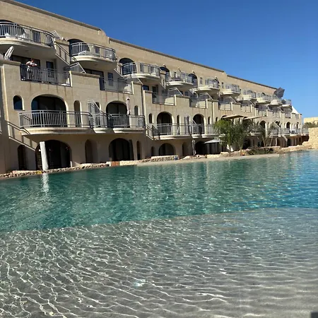 Apartamento Luxury 3 Bed With Large Outdoor Pools And Gardens *