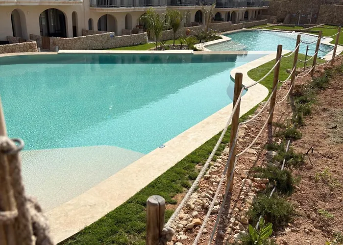 Luxury 3 Bed With Large Outdoor Pools And Gardens * Кала