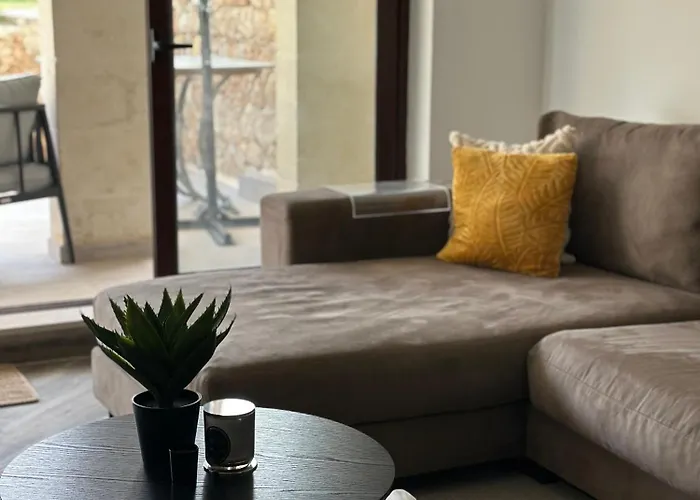 Luxury 3 Bed With Large Outdoor Pools And Gardens * Кала